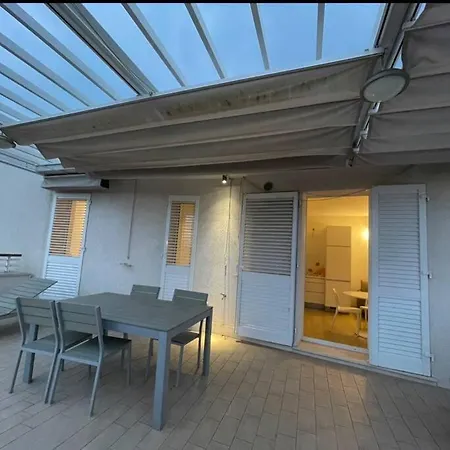 Holiday home Casa A Con Terrazzo E Piscina Policoro