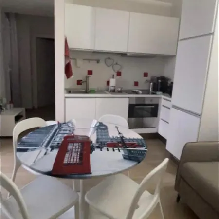 Casa A Con Terrazzo E Piscina Holiday home