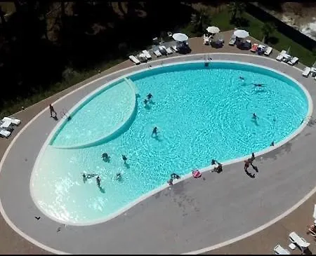 Casa A Con Terrazzo E Piscina Policoro